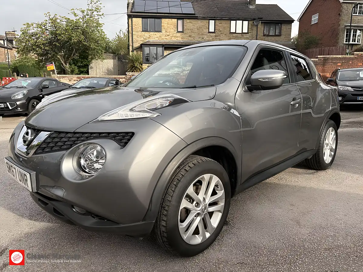 Used 2017 Nissan Juke N-Connecta Grey - Interior and Exterior details 4