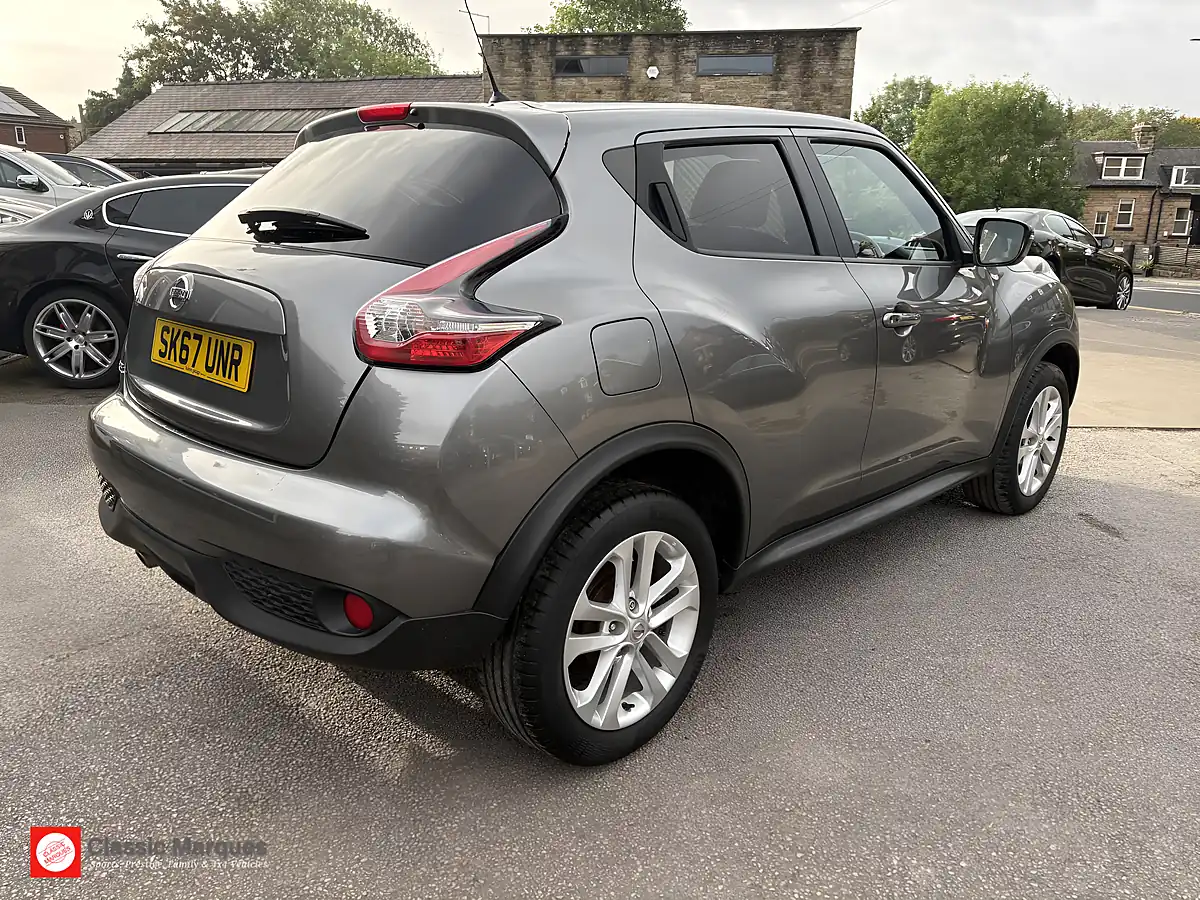 Used 2017 Nissan Juke N-Connecta Grey - Interior and Exterior details 8