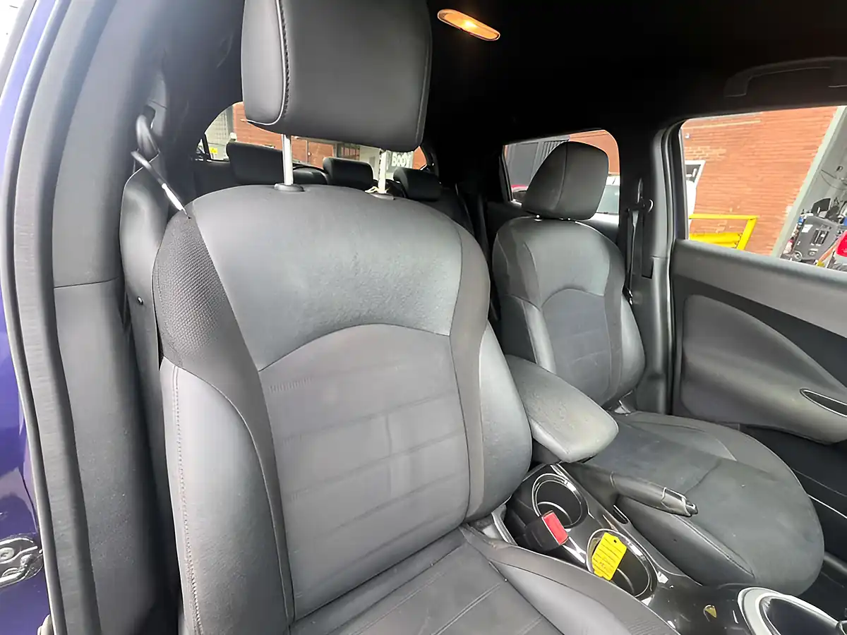 Used 2017 Nissan Juke N-Connecta Ink Blue - Interior and Exterior details 19