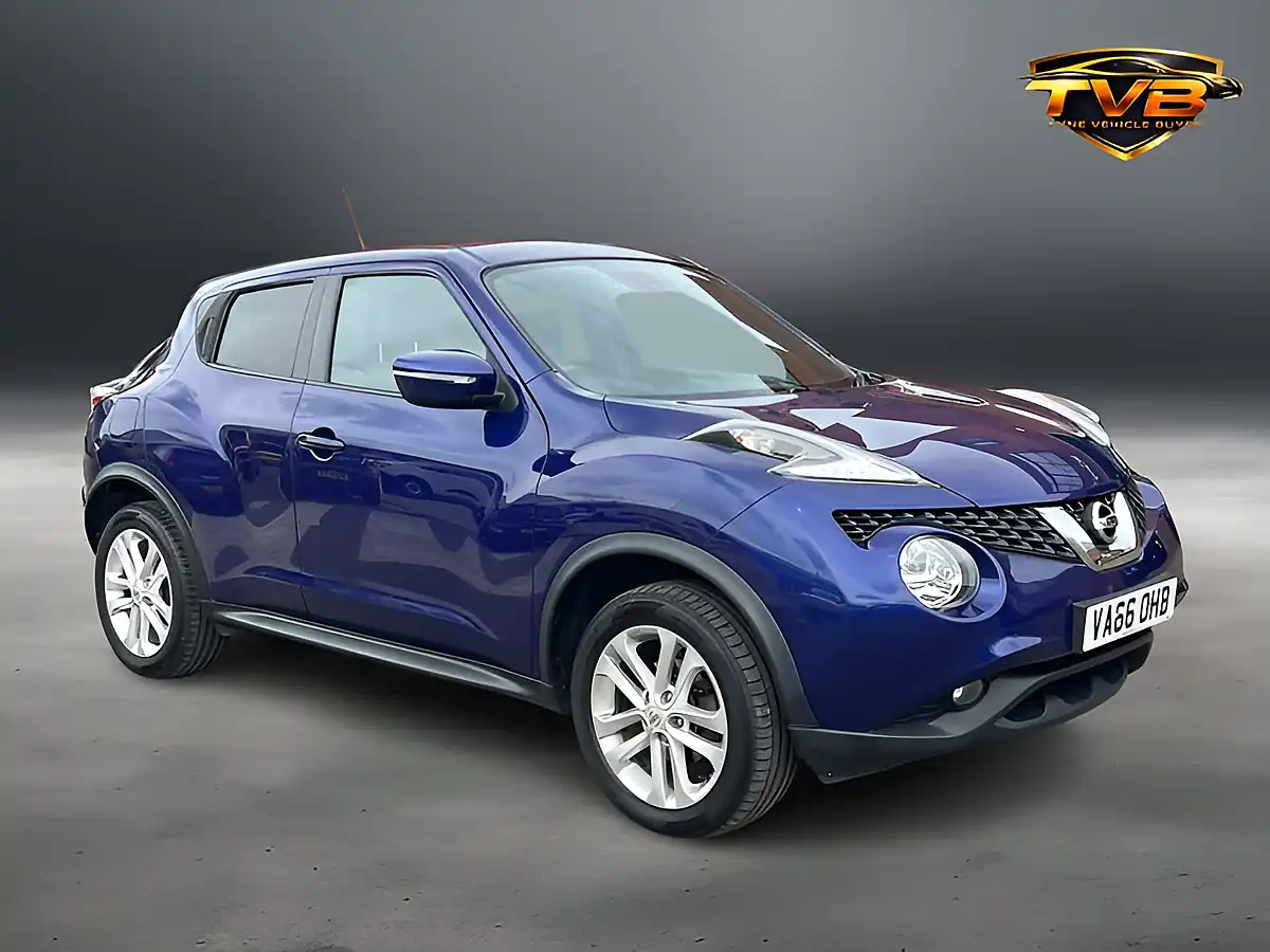 Used 2017 Nissan Juke N-Connecta Ink Blue - Interior and Exterior details 2