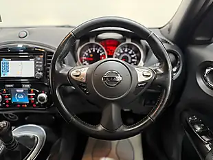 Used 2017 Nissan Juke N-Connecta Silver - Interior and Exterior details 16