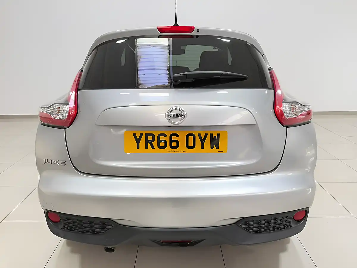 Used 2017 Nissan Juke N-Connecta Silver - Interior and Exterior details 7