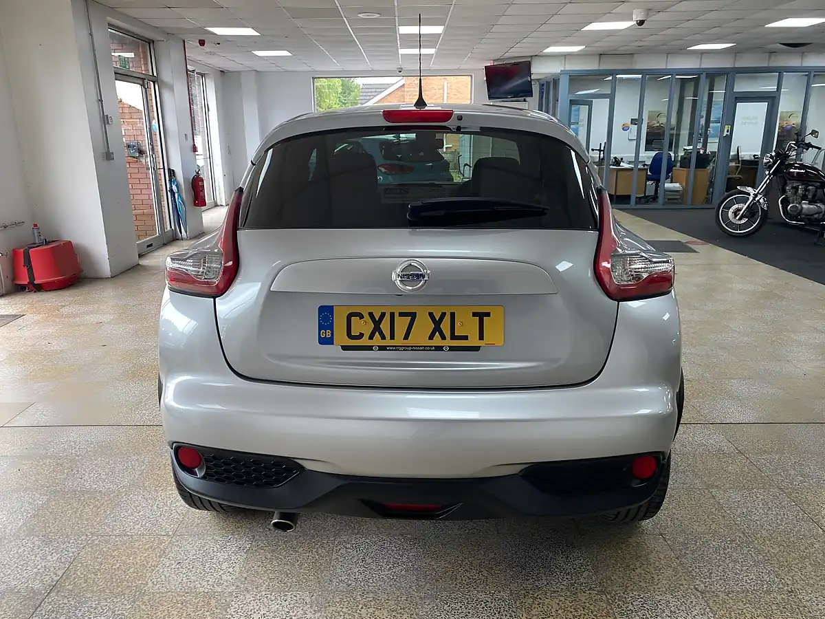Used 2017 Nissan Juke N-Connecta Silver - Interior and Exterior details 6
