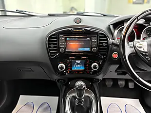 Used 2017 Nissan Juke N-Connecta Silver - Interior and Exterior details 11