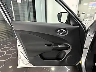 Used 2017 Nissan Juke N-Connecta Silver - Interior and Exterior details 13