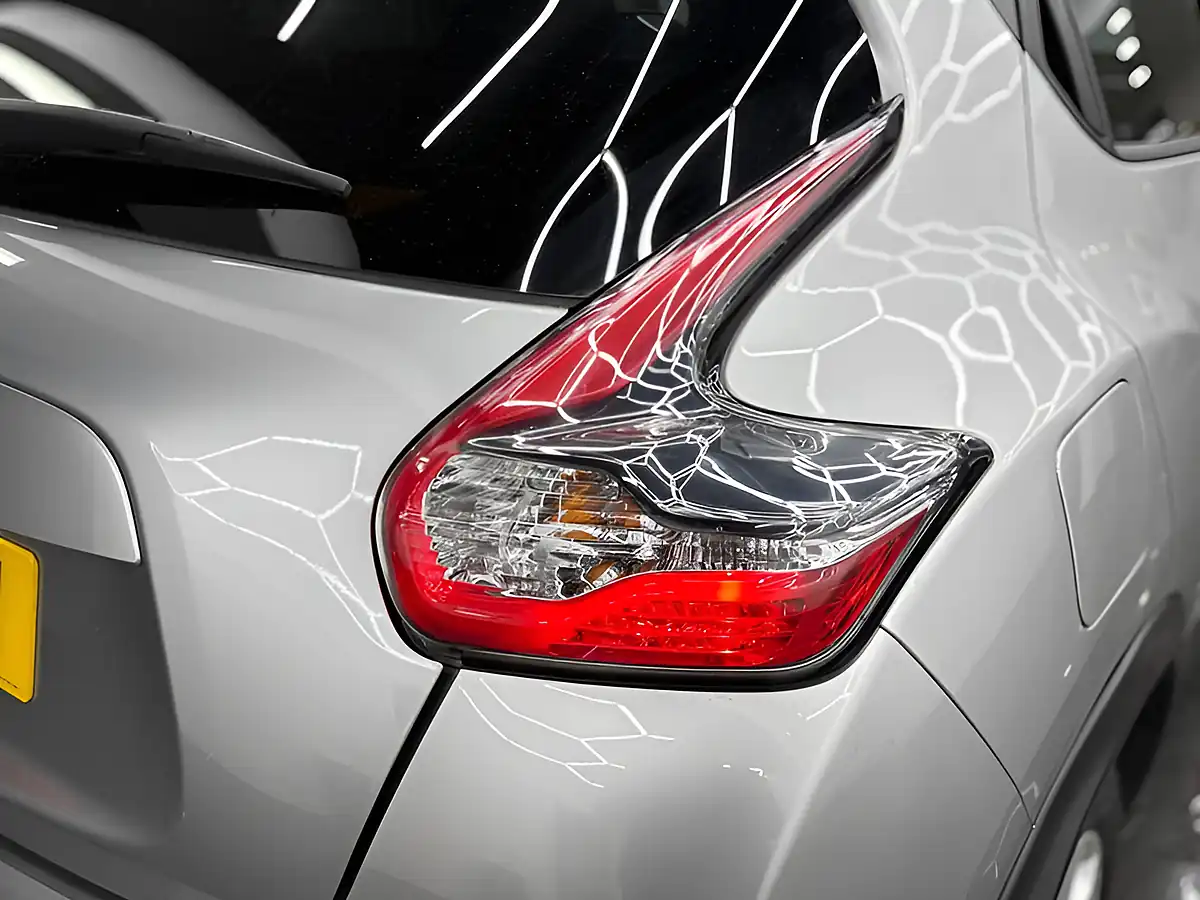 Used 2017 Nissan Juke N-Connecta Silver - Interior and Exterior details 19