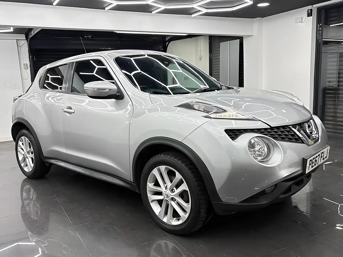 Used 2017 Nissan Juke N-Connecta Silver - Interior and Exterior details 2