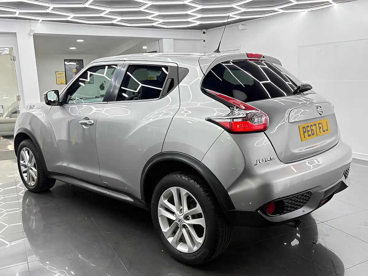 Used 2017 Nissan Juke N-Connecta Silver - Interior and Exterior details 5
