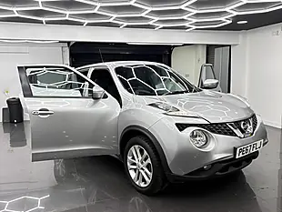 Used 2017 Nissan Juke N-Connecta Silver - Interior and Exterior details 6