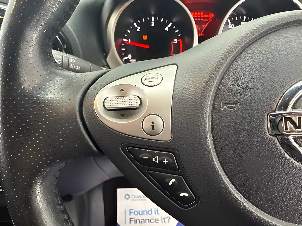 Used 2017 Nissan Juke N-Connecta White - Interior and Exterior details 18