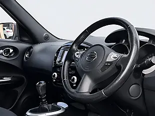 Used 2017 Nissan Juke N-Connecta White - Interior and Exterior details 12