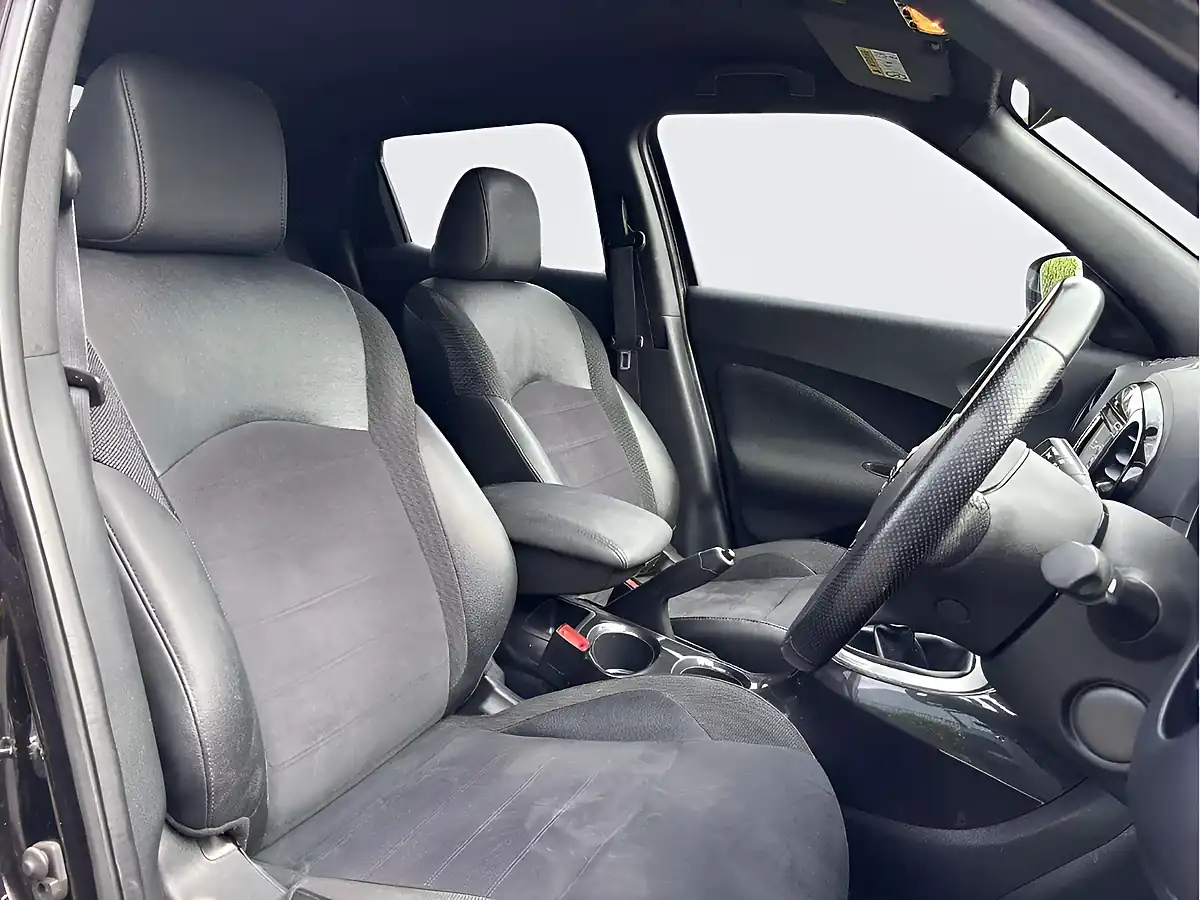 Used 2017 Nissan Juke N-Connecta White - Interior and Exterior details 13
