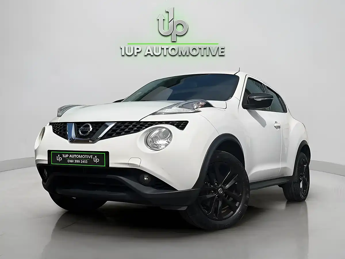 Used 2017 Nissan Juke N-Connecta White - Interior and Exterior details 4