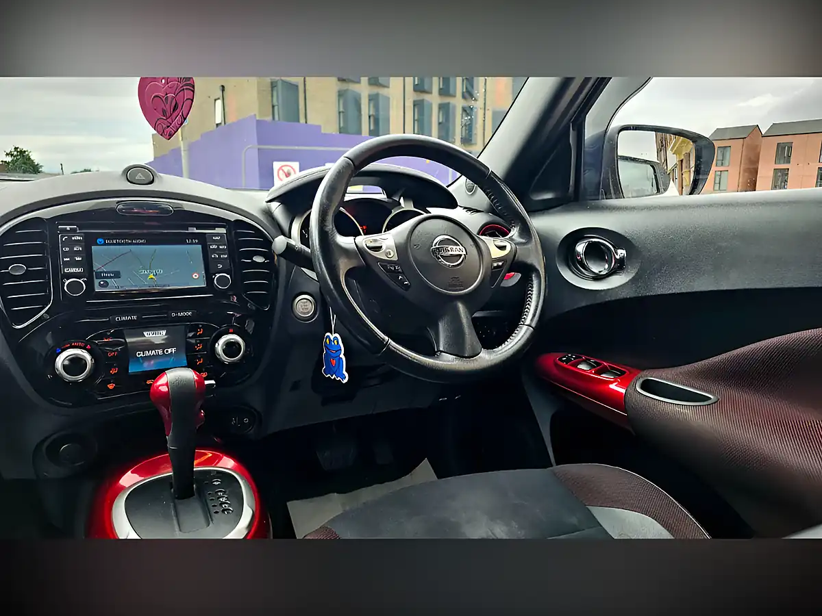 Used 2017 Nissan Juke N-Connecta White - Interior and Exterior details 14
