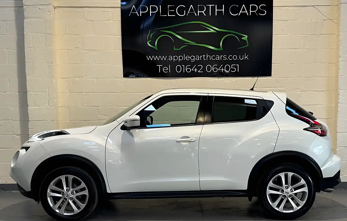 Used 2017 Nissan Juke N-Connecta White - Interior and Exterior details 6