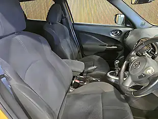 Used 2017 Nissan Juke N-Connecta Yellow - Interior and Exterior details 14