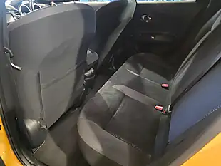 Used 2017 Nissan Juke N-Connecta Yellow - Interior and Exterior details 17