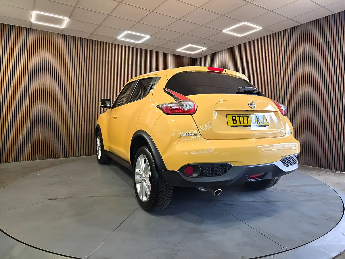 Used 2017 Nissan Juke N-Connecta Yellow - Interior and Exterior details 5