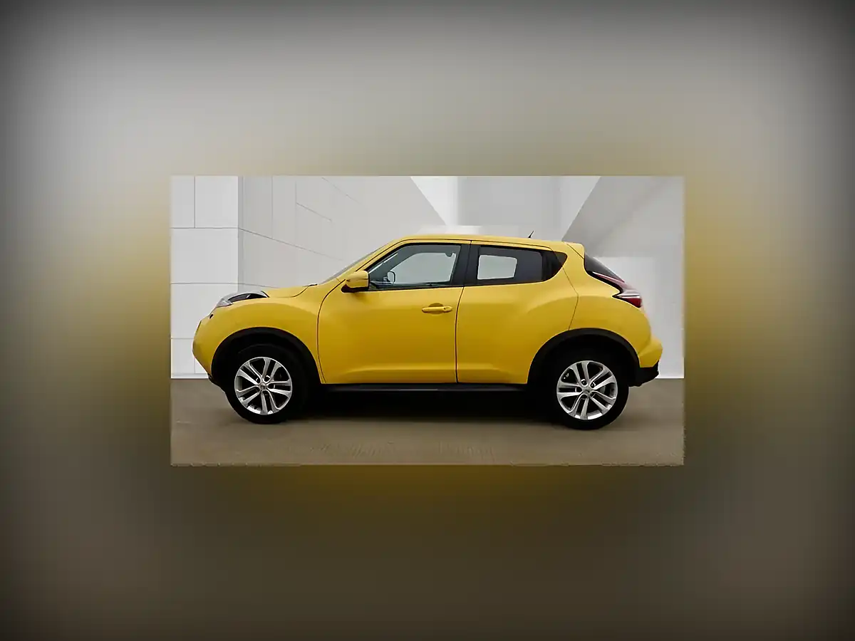 Used 2017 Nissan Juke N-Connecta Yellow - Interior and Exterior details 6