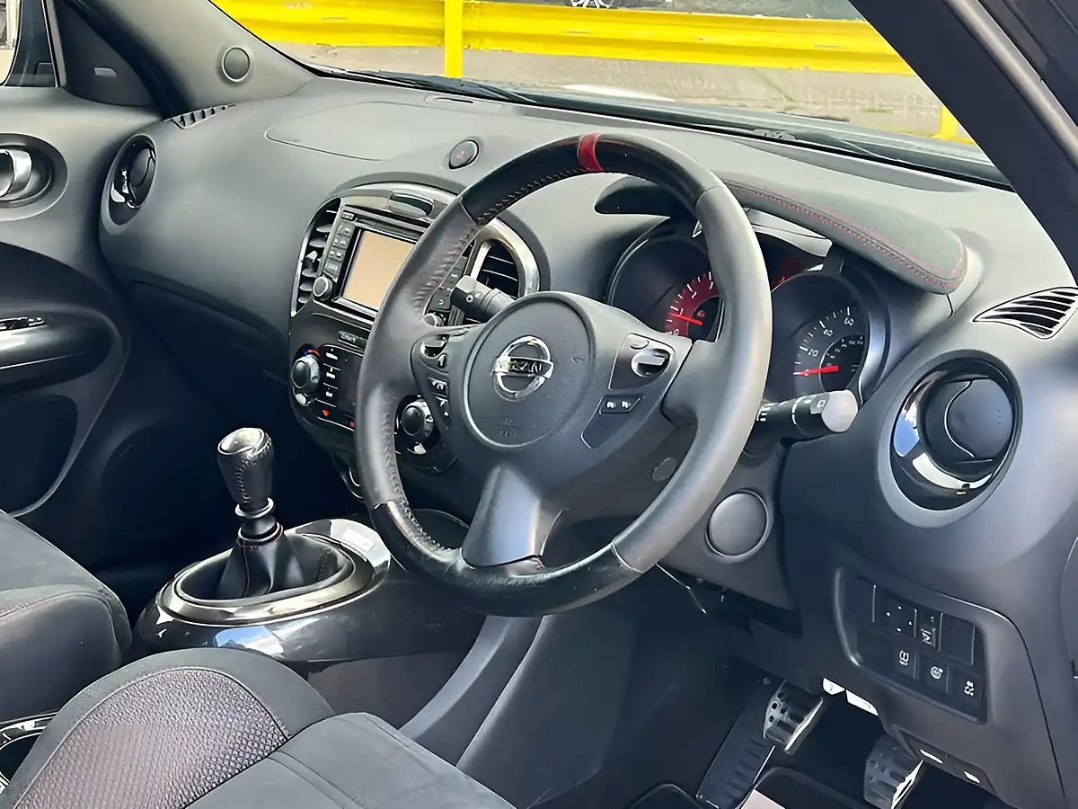 Used 2017 Nissan Juke Nismo RS Pearl Black - Interior and Exterior details 8