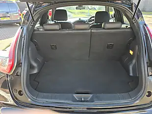 Used 2017 Nissan Juke Tekna Black - Interior and Exterior details 11