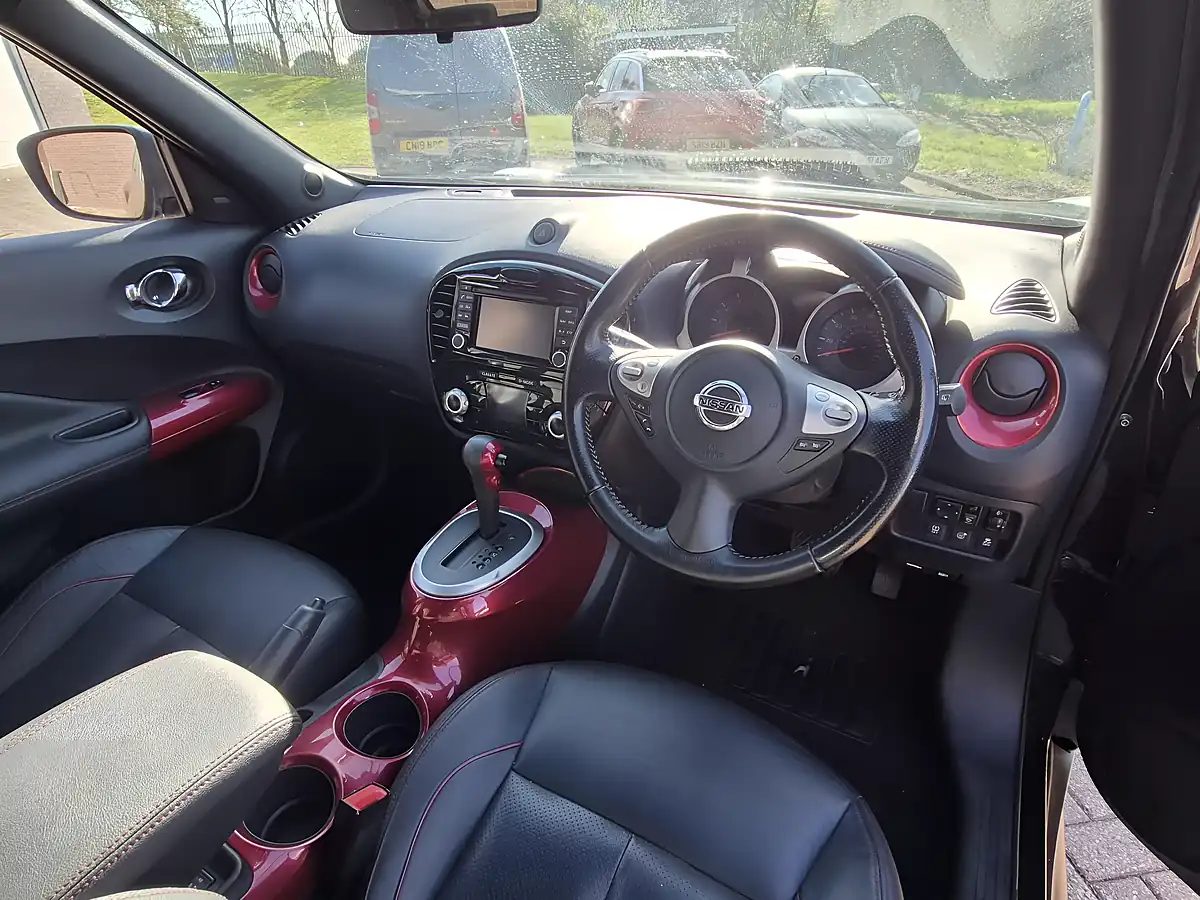 Used 2017 Nissan Juke Tekna Black - Interior and Exterior details 14