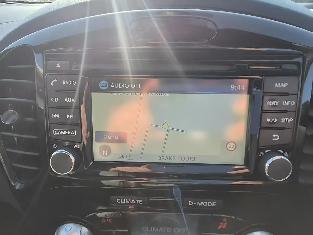 Used 2017 Nissan Juke Tekna Black - Interior and Exterior details 18