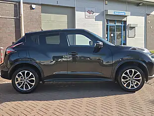Used 2017 Nissan Juke Tekna Black - Interior and Exterior details 4