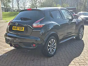Used 2017 Nissan Juke Tekna Black - Interior and Exterior details 5