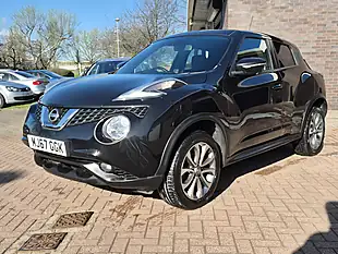 Used 2017 Nissan Juke Tekna Black - Interior and Exterior details 9