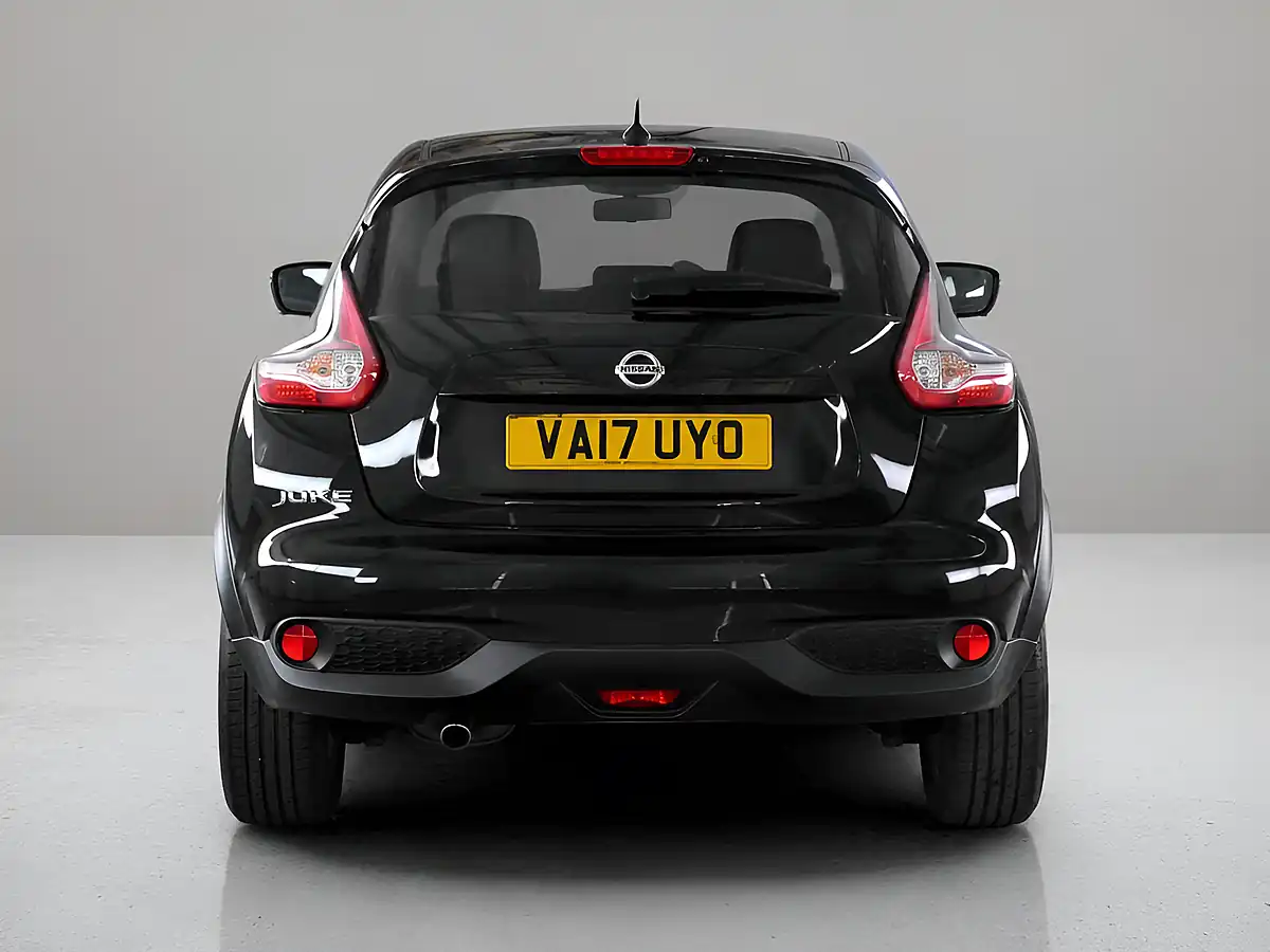Used 2017 Nissan Juke Tekna Black - Interior and Exterior details 6