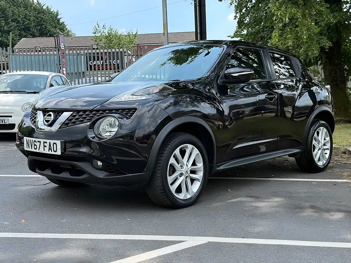 Used 2017 Nissan Juke Tekna Black - Interior and Exterior details 2