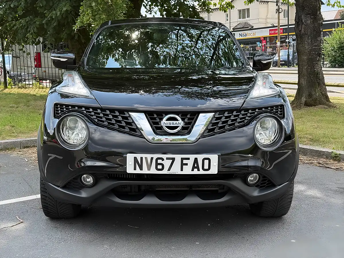 Used 2017 Nissan Juke Tekna Black - Interior and Exterior details 3