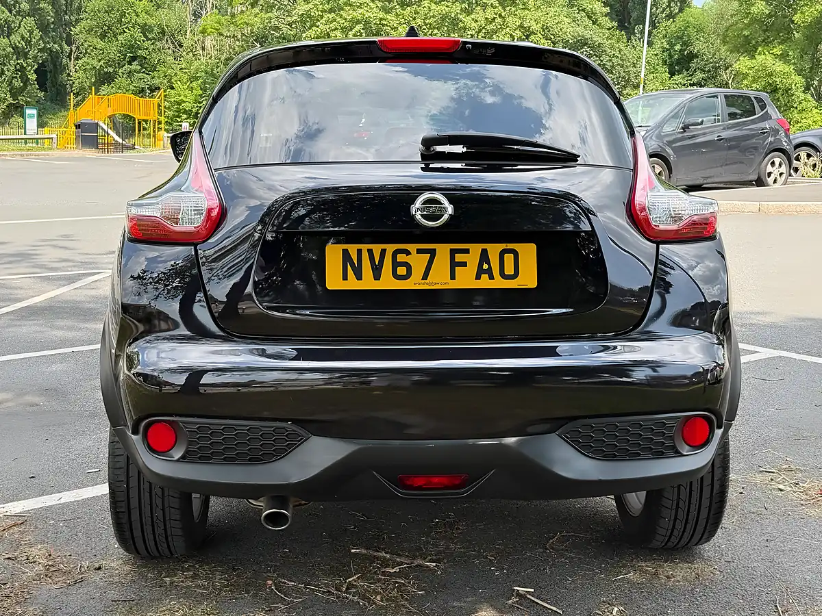 Used 2017 Nissan Juke Tekna Black - Interior and Exterior details 6