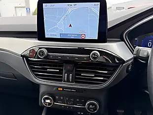 Used 2017 Nissan Juke Tekna Black - Interior and Exterior details 16