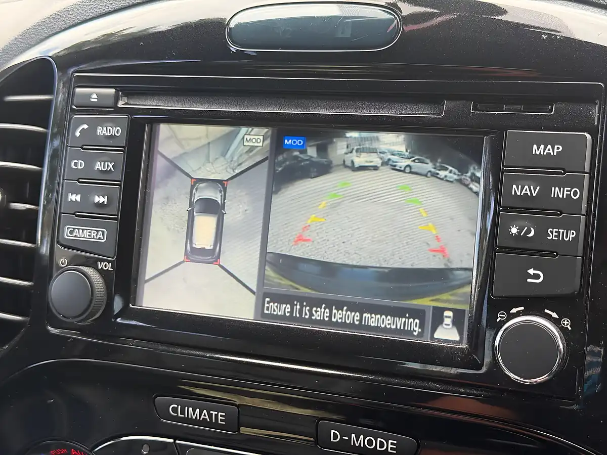 Used 2017 Nissan Juke Tekna Black - Interior and Exterior details 15