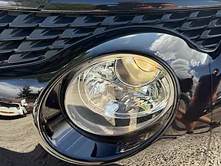 Used 2017 Nissan Juke Tekna Black - Interior and Exterior details 17