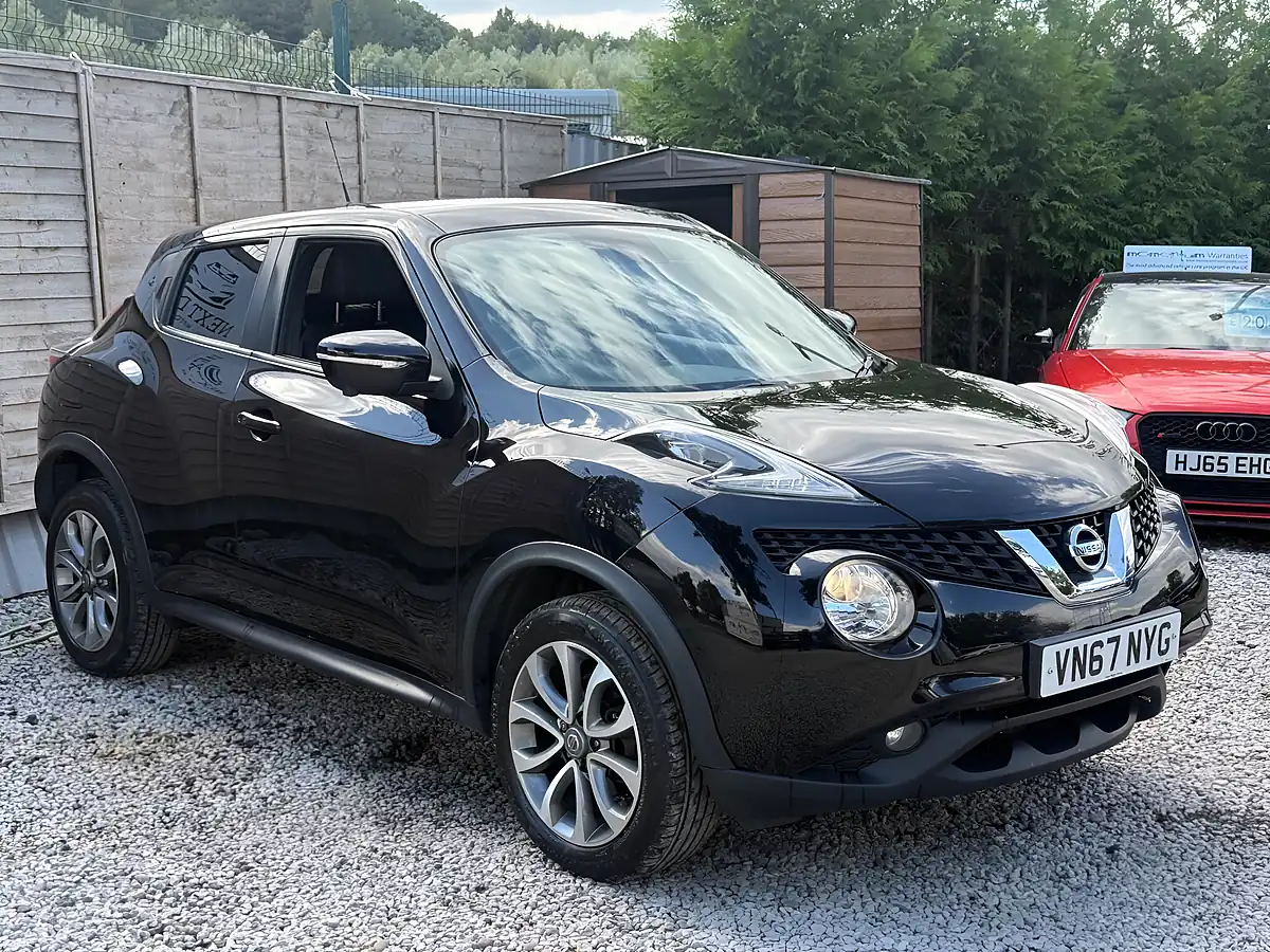 Used 2017 Nissan Juke Tekna Black - Interior and Exterior details 2
