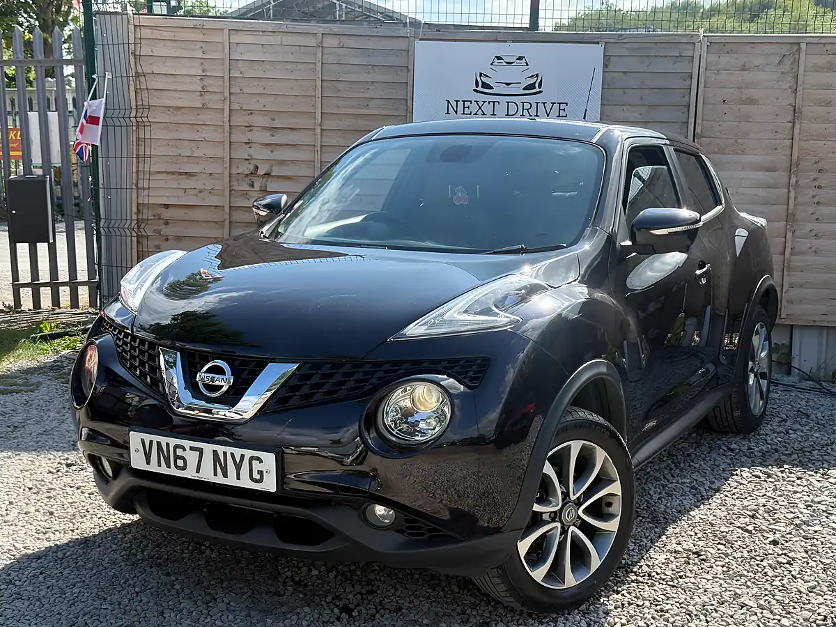 Used 2017 Nissan Juke Tekna Black - Interior and Exterior details 3