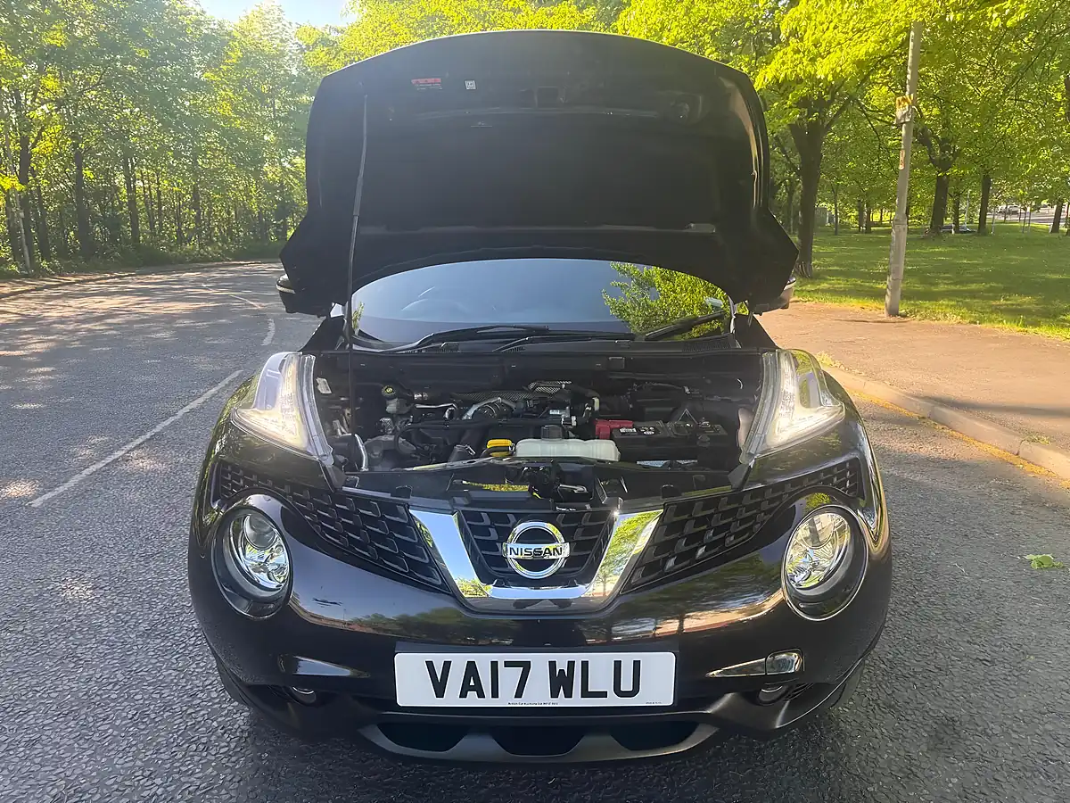 Used 2017 Nissan Juke Tekna Black - Interior and Exterior details 3