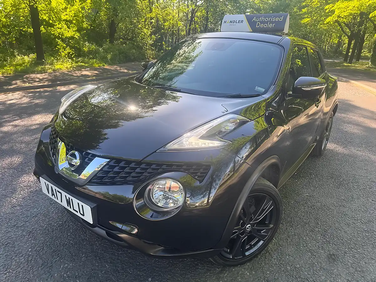 Used 2017 Nissan Juke Tekna Black - Interior and Exterior details 9