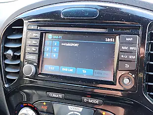 Used 2017 Nissan Juke Tekna Blue - Interior and Exterior details 10