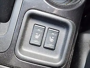 Used 2017 Nissan Juke Tekna Blue - Interior and Exterior details 16