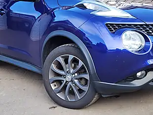 Used 2017 Nissan Juke Tekna Blue - Interior and Exterior details 2