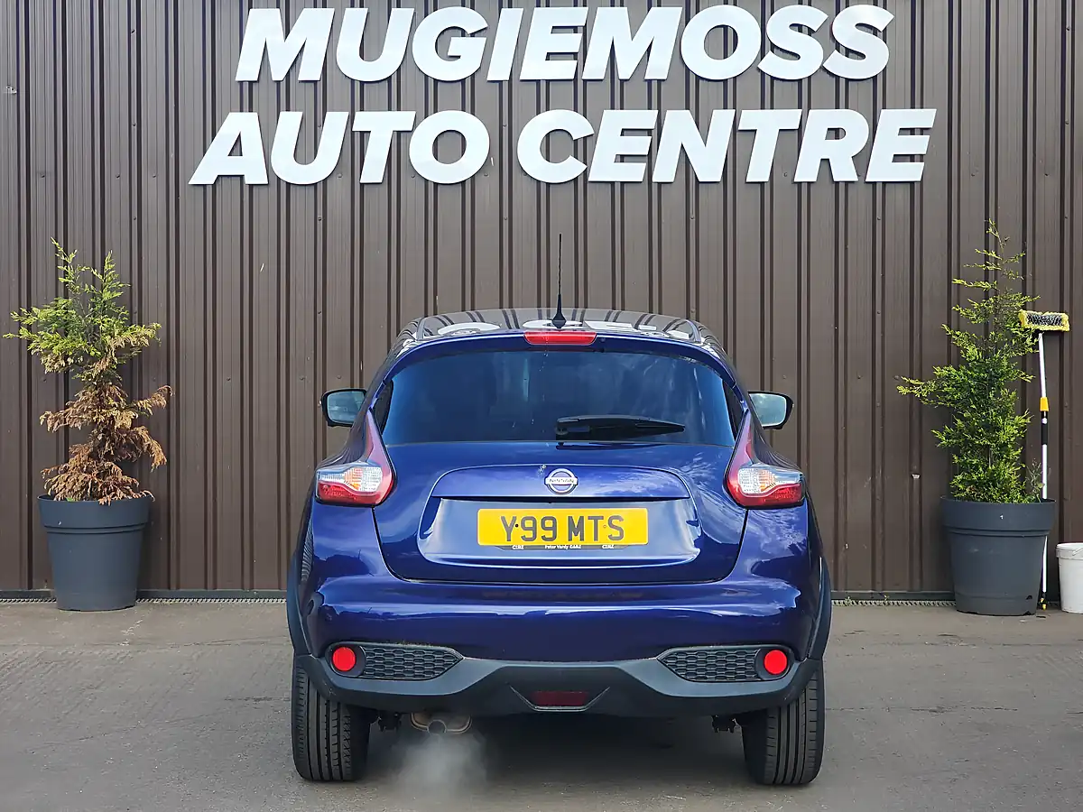 Used 2017 Nissan Juke Tekna Blue - Interior and Exterior details 5