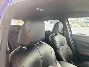 Used 2017 Nissan Juke Tekna Blue - Interior and Exterior details 10