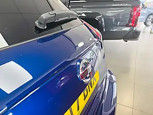 Used 2017 Nissan Juke Tekna Blue - Interior and Exterior details 5