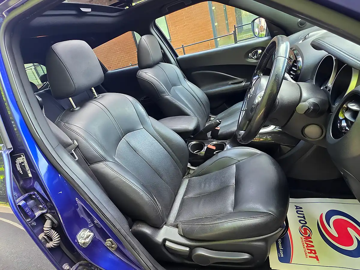 Used 2017 Nissan Juke Tekna Blue - Interior and Exterior details 13