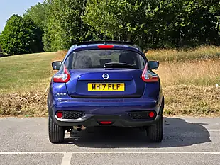 Used 2017 Nissan Juke Tekna Blue - Interior and Exterior details 6
