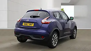 Used 2017 Nissan Juke Tekna Blue - Interior and Exterior details 4